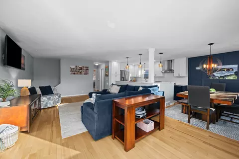 Living - 2413 3rd St, Moline, IL 61265 photo 2 of 8