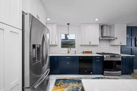 Kitchen - 2413 3rd St, Moline, IL 61265 photo 4 of 4