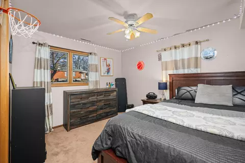 Bedroom - 2413 3rd St, Moline, IL 61265 photo 5 of 9