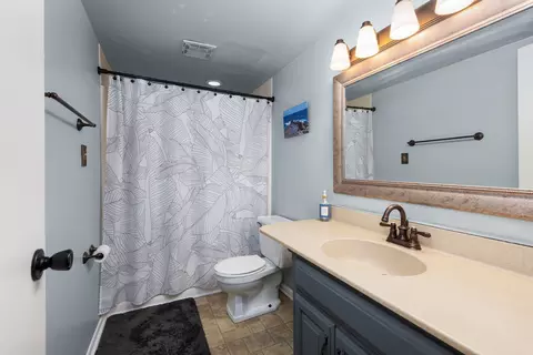 Bath - 2413 3rd St, Moline, IL 61265 photo 2 of 2