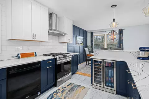 Kitchen - 2413 3rd St, Moline, IL 61265 photo 2 of 4