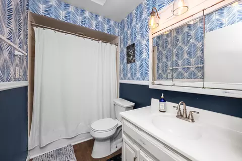 Bath - 2413 3rd St, Moline, IL 61265 photo 1 of 2