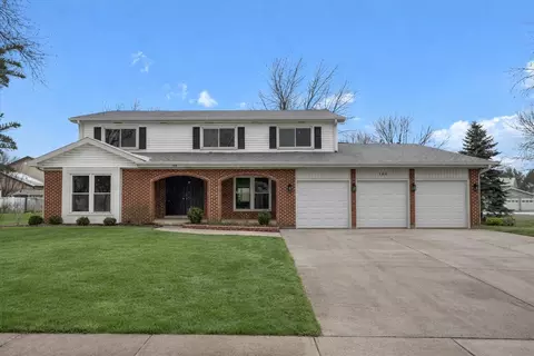 168 Farmgate Dr, Schaumburg, IL 60193