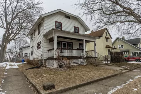 529 Summer St, Rockford, IL 61103