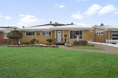 11129 Martindale Dr, Westchester, IL 60154