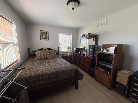 Bedroom - 335 David Ct #B, Bartlett, IL 60103 photo 2 of 2