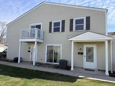 335 David Ct #B, Bartlett, IL 60103