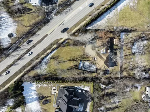 View/Area - 2185 New Willow Rd, Northfield, IL 60093 photo 3 of 17