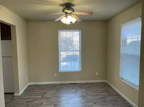 38 E Beardsley Ave, Champaign, IL 61820 photo 2