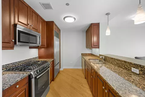 Kitchen - 60 E Monroe St #1905, Chicago, IL 60603 photo 1 of 3