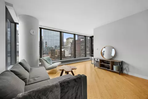 Living - 60 E Monroe St #1905, Chicago, IL 60603 photo 3 of 4
