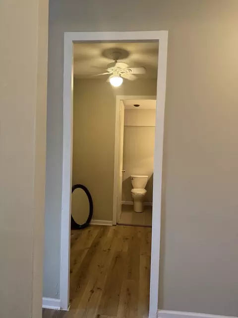Entry Way - 3041 S Michigan Ave #106, Chicago, IL 60616 photo 2 of 2
