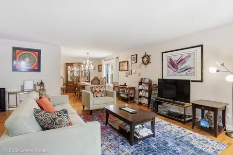 Living - 454 Stone Pl, Wheeling, IL 60090 photo 1 of 2