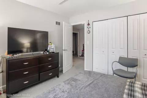 Bedroom - 454 Stone Pl, Wheeling, IL 60090 photo 1 of 2