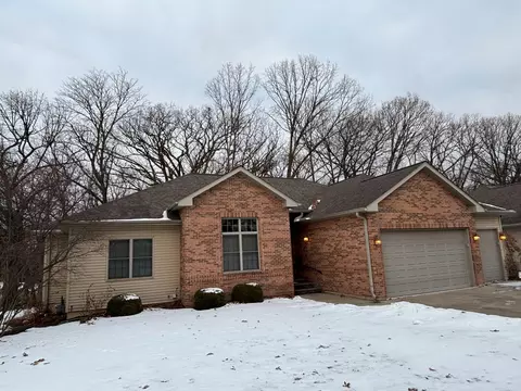 2503 Cedar Crest Dr, Ottawa, IL 61350