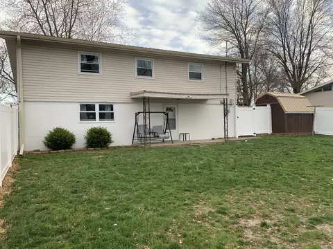 Exterior - 2900 Jamison Blvd, Mount Vernon, IL 62864 photo 6 of 6