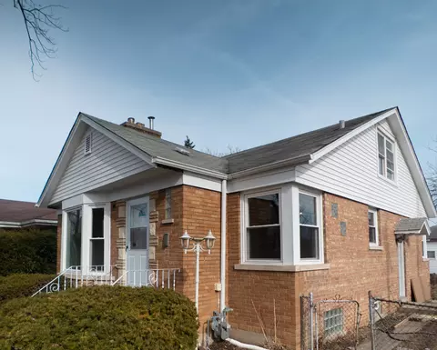 Undisclosed, Evergreen Park, IL 60805