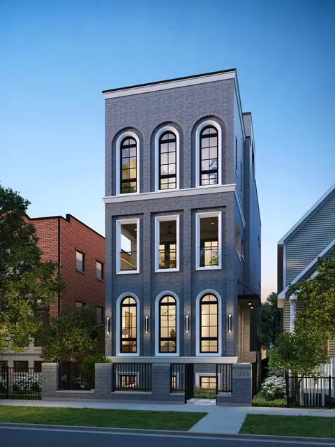 1344 W Wrightwood Ave #2, Chicago, IL 60614