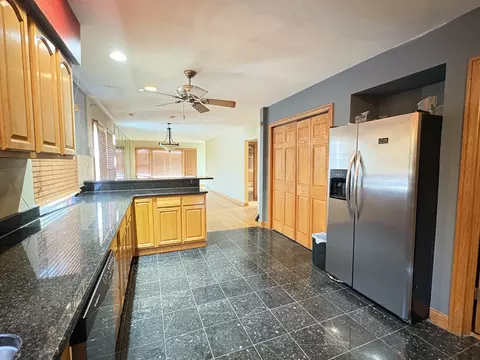 11024 S Morgan St, Chicago, IL 60643 photo 3