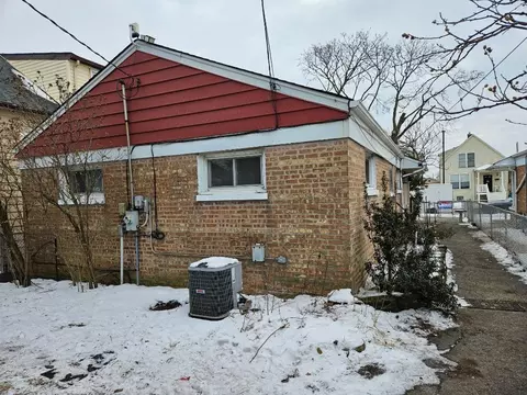 Exterior - 7436 W 58th St, Summit, IL 60501 photo 3 of 3