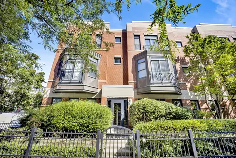 948 W 15th Pl #1B, Chicago, IL 60608