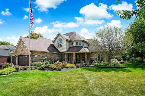 12165 W Castle Dr, Mokena, IL 60448