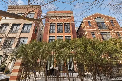 2850 N Burling St #3, Chicago, IL 60657