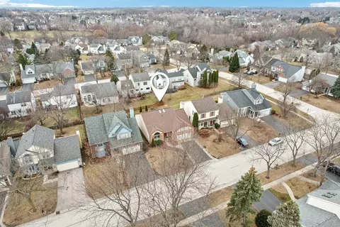 View/Area - 6167 Golfview Dr, Gurnee, IL 60031 photo 4 of 7