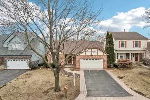 View/Area - 6167 Golfview Dr, Gurnee, IL 60031 photo 2 of 7