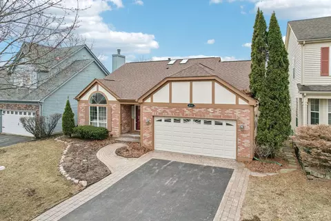 Exterior - 6167 Golfview Dr, Gurnee, IL 60031 photo 8 of 10