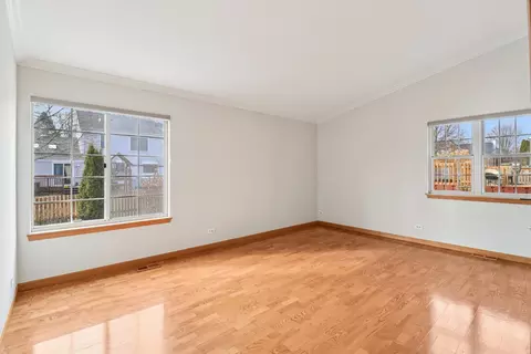 Living - 6167 Golfview Dr, Gurnee, IL 60031 photo 9 of 9