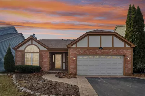 Exterior - 6167 Golfview Dr, Gurnee, IL 60031 photo 6 of 10