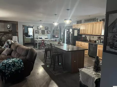 1126 E County Rd 350, Sutter, IL 62373 photo 3