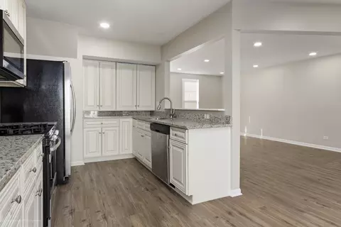Kitchen - 653 Serendipity Dr, Aurora, IL 60504 photo 1 of 2