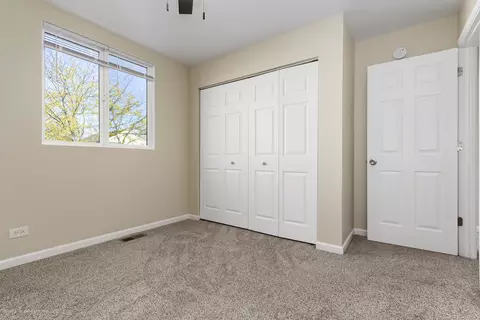 Bedroom - 653 Serendipity Dr, Aurora, IL 60504 photo 4 of 6