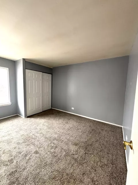 Bedroom - 335 Shiloh Ln, Elgin, IL 60120 photo 2 of 5