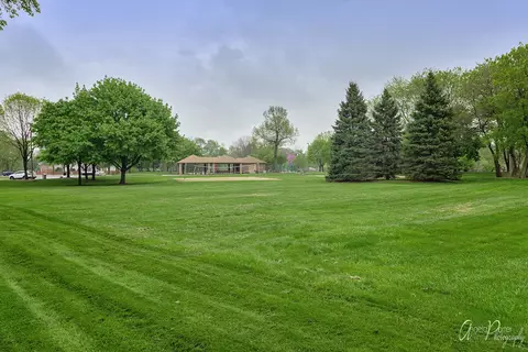 Exterior - 640 Mchenry Rd #301, Wheeling, IL 60090 photo 6 of 6