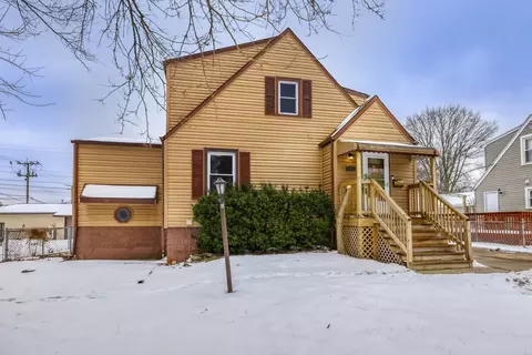 245 Whitehall Ave, Northlake, IL 60164