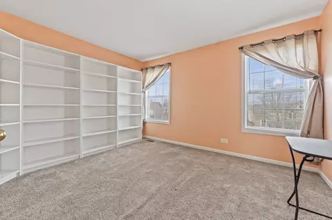 Bedroom - 1460 Lancaster Ln, Algonquin, IL 60102 photo 7 of 8