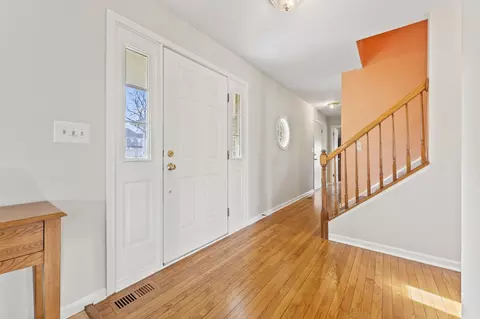 Entry Way - 1460 Lancaster Ln, Algonquin, IL 60102 photo 1 of 1