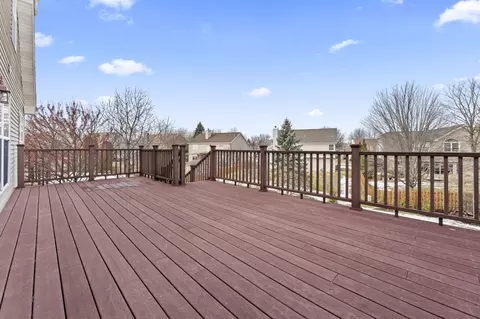 Exterior - 1460 Lancaster Ln, Algonquin, IL 60102 photo 5 of 10