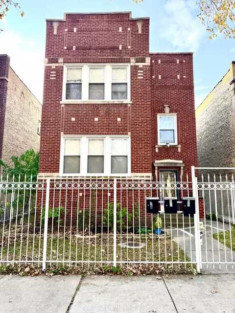 6228 N Artesian Ave, Chicago, IL 60659
