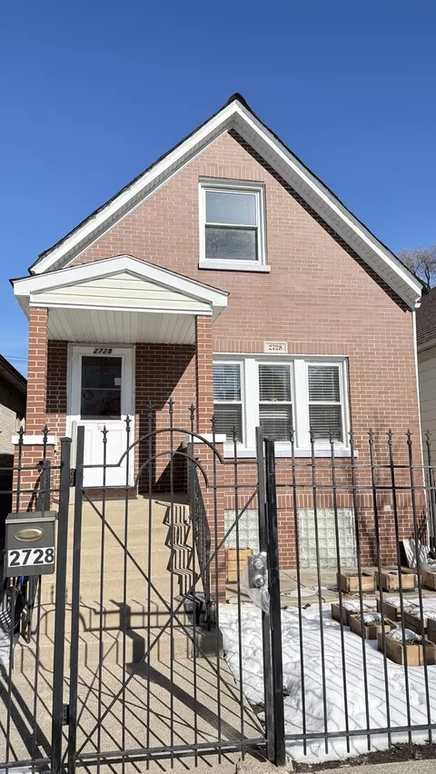 2728 W 39th Pl, Chicago, IL 60632