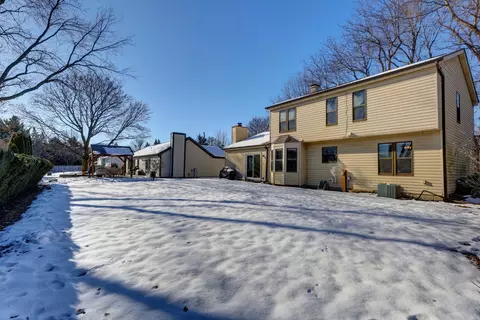 Exterior - 2308 Modaff Rd, Naperville, IL 60565 photo 6 of 8
