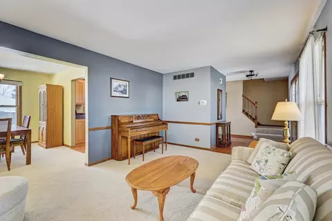 Living - 2308 Modaff Rd, Naperville, IL 60565 photo 4 of 6