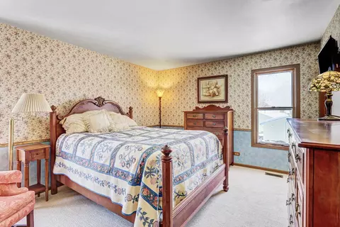 Bedroom - 2308 Modaff Rd, Naperville, IL 60565 photo 1 of 7