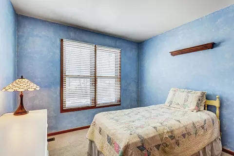 Bedroom - 2308 Modaff Rd, Naperville, IL 60565 photo 3 of 7