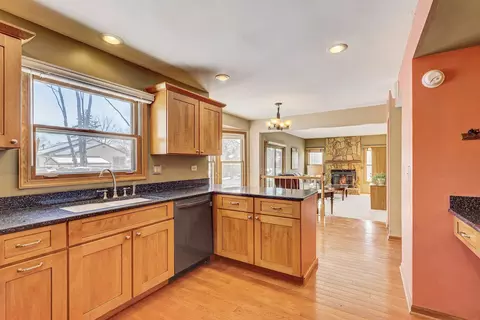 Kitchen - 2308 Modaff Rd, Naperville, IL 60565 photo 2 of 5