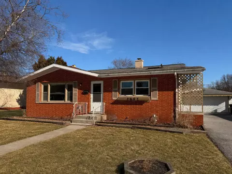 2852 189th St, Lansing, IL 60438