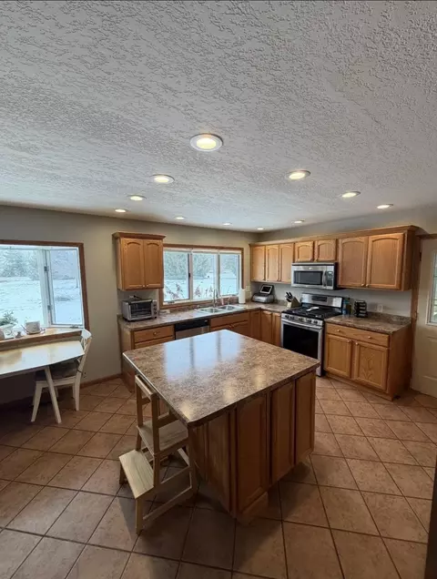 Kitchen - 5009 Whispering Pine Cir, Thomson, IL 61285 photo 1 of 3